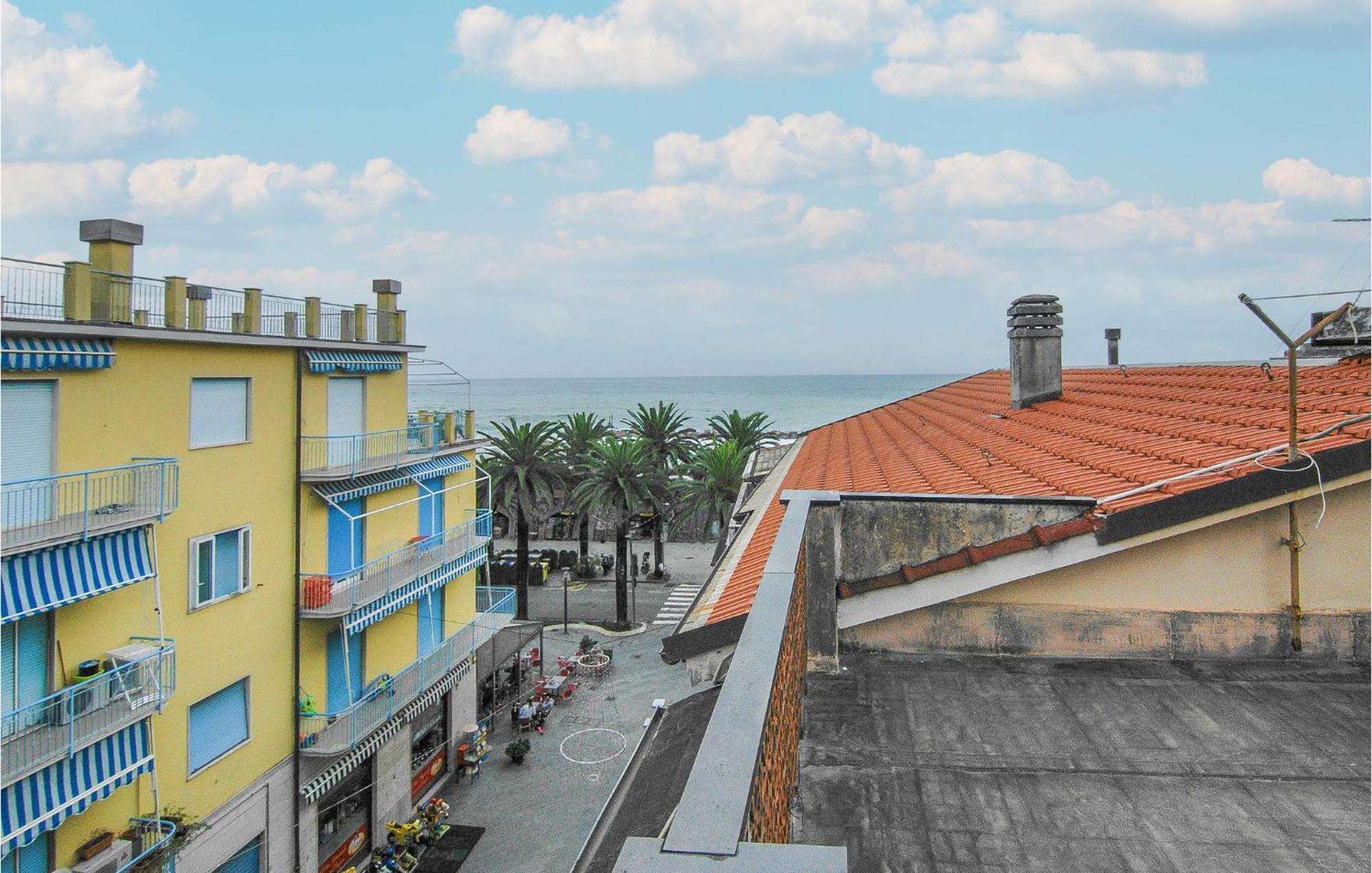 Nice Apartment In Moneglia With Kitchen Esterno foto